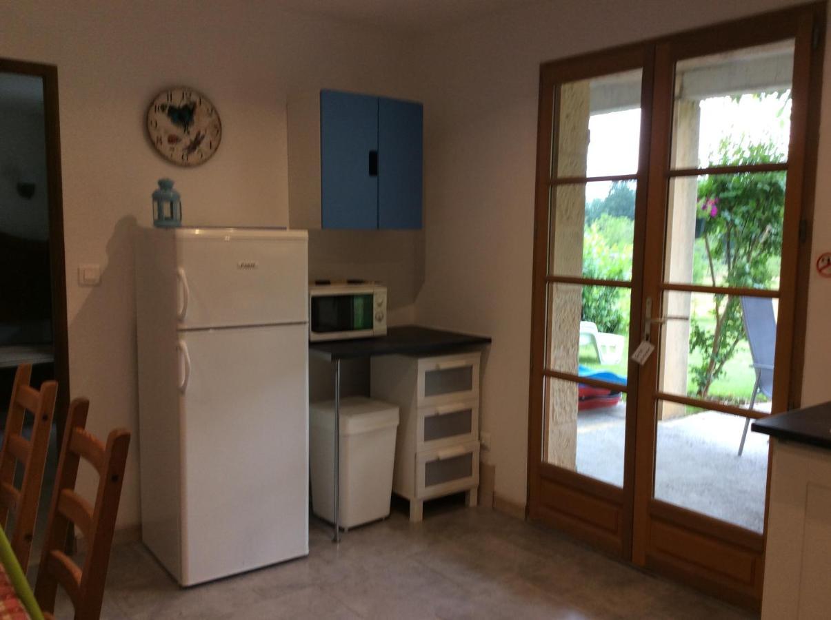 Bed and Breakfast Les Jonquilles Domme Exterior foto