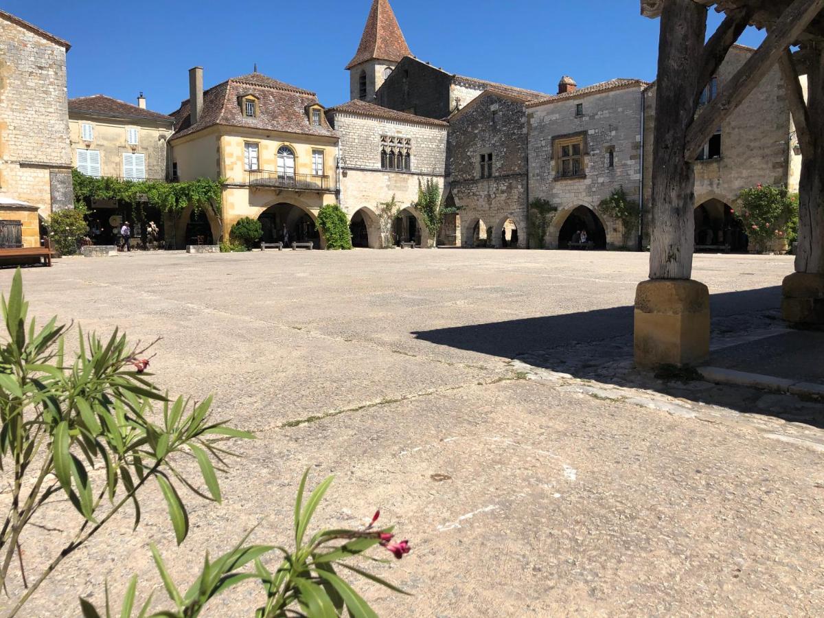 Bed and Breakfast Les Jonquilles Domme Exterior foto