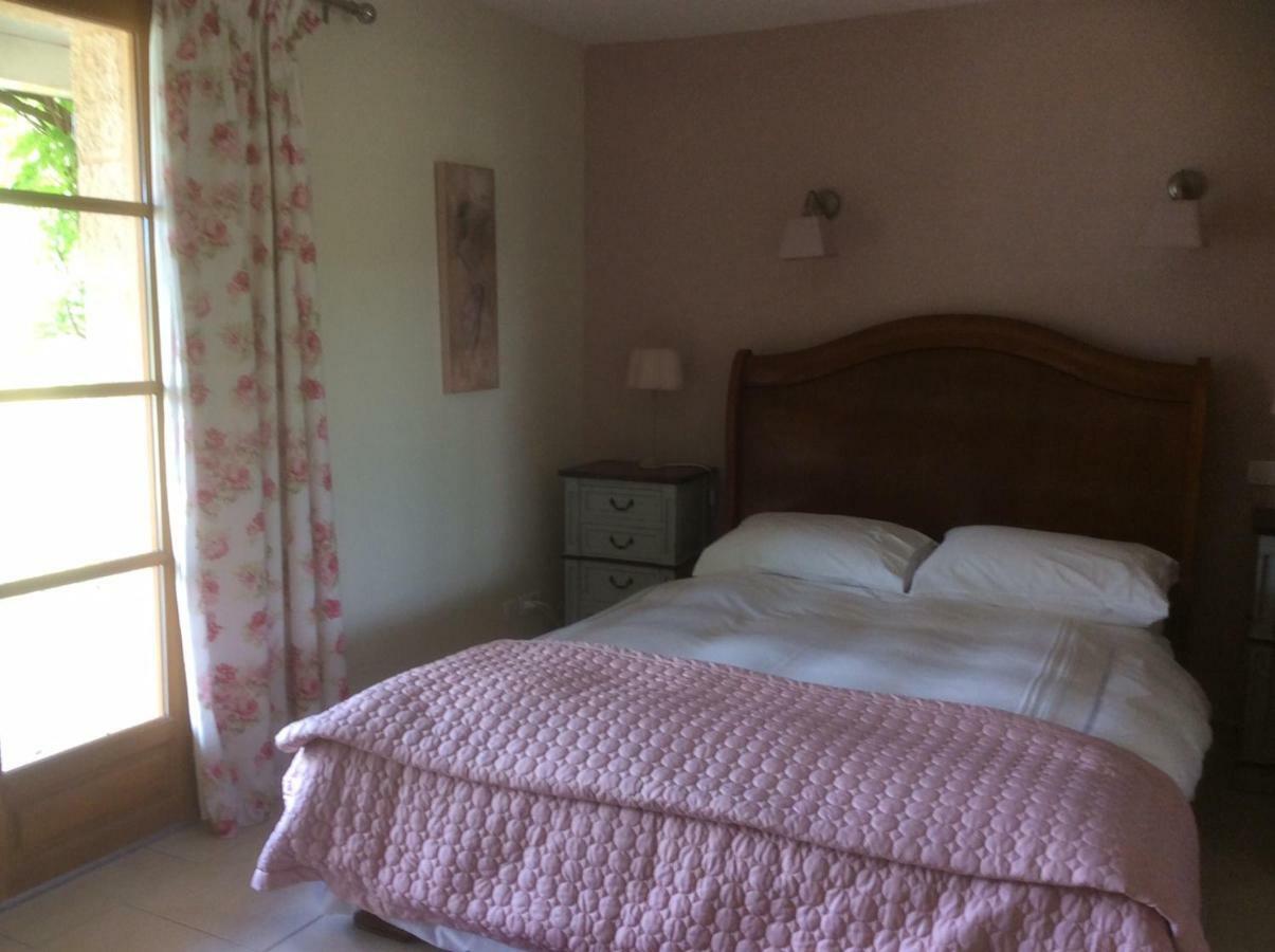 Bed and Breakfast Les Jonquilles Domme Exterior foto